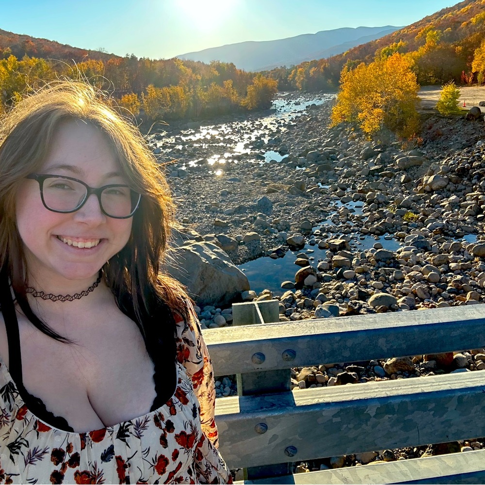 Meet your Posher, Nickie